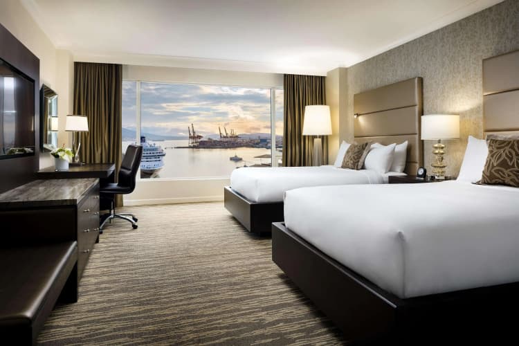 Fairmont Waterfront photo 4