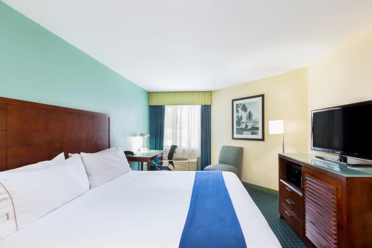 Holiday Inn Express San Diego Seaworl-Beach Area (Ex-Comfort Inn) photo 5