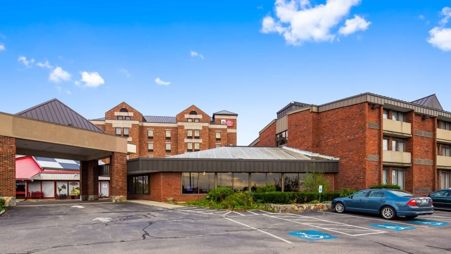 Best Western Plus Portsmouth Hotel & Suites photo 2