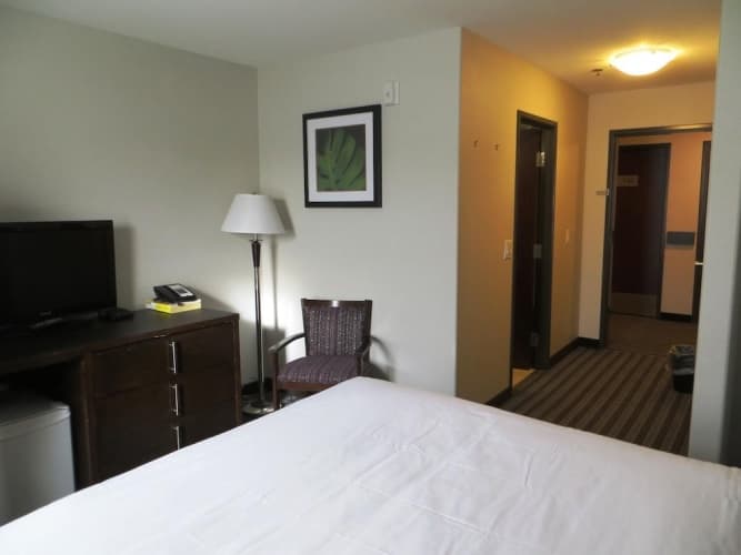 Super 8 By Wyndham Saskatoon Near Downtown, photo 3