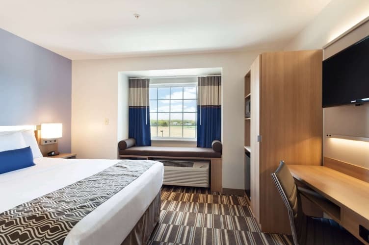 Microtel Inn & Suites by Wyndham Antigonish, photo 4