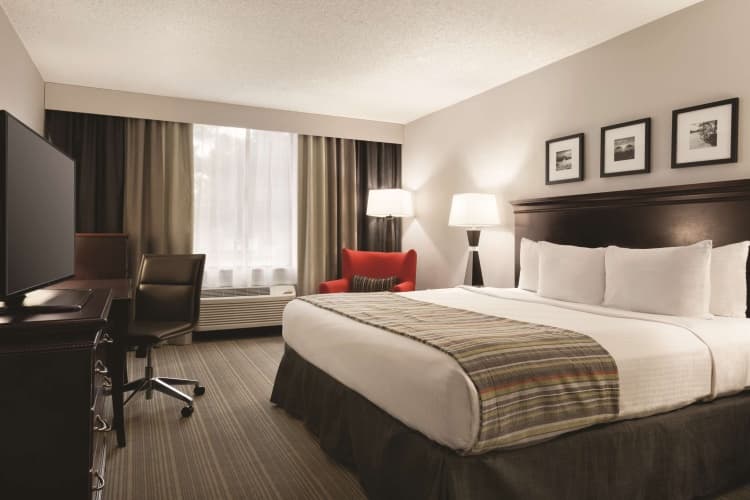 Country Inn & Suites by Radisson, Traverse City, MI, photo 4