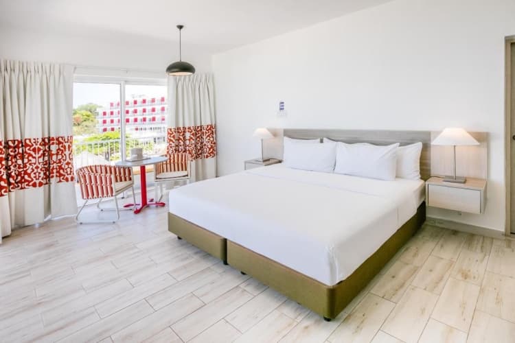 Grand Decameron Montego Beach, All-Inclusive photo 4