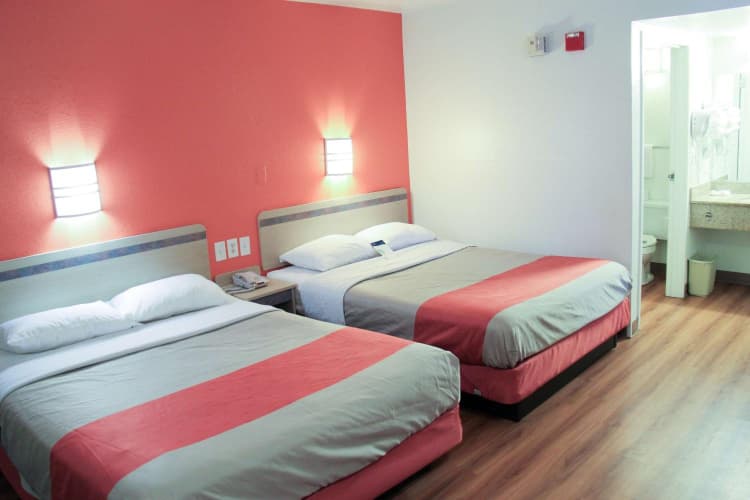 Motel 6 Hartford - Enfield photo 4
