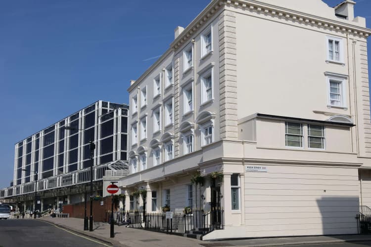 Best Western Buckingham Palace Rd, photo 2