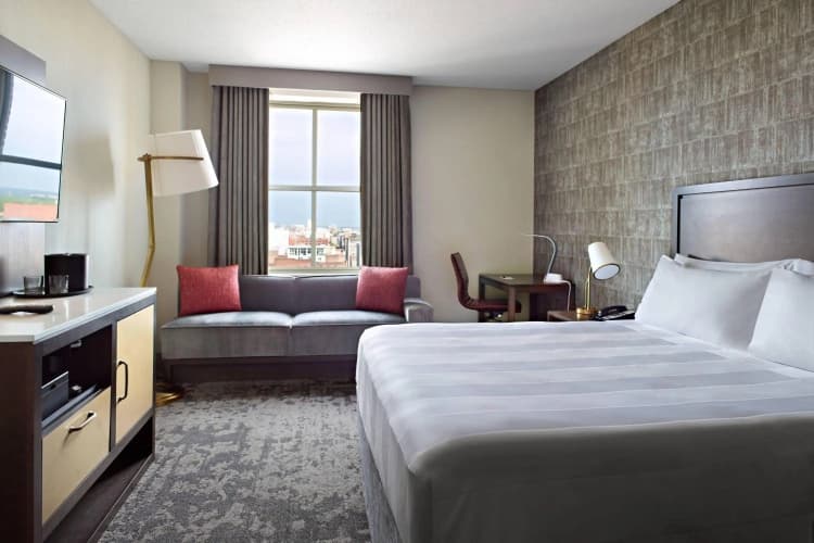 Marriott St. Louis Grand photo 5