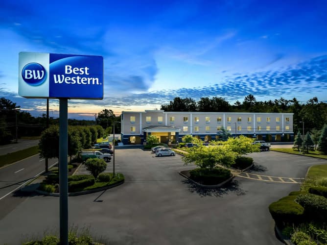 Best Western Dartmouth-New Bedford photo 2