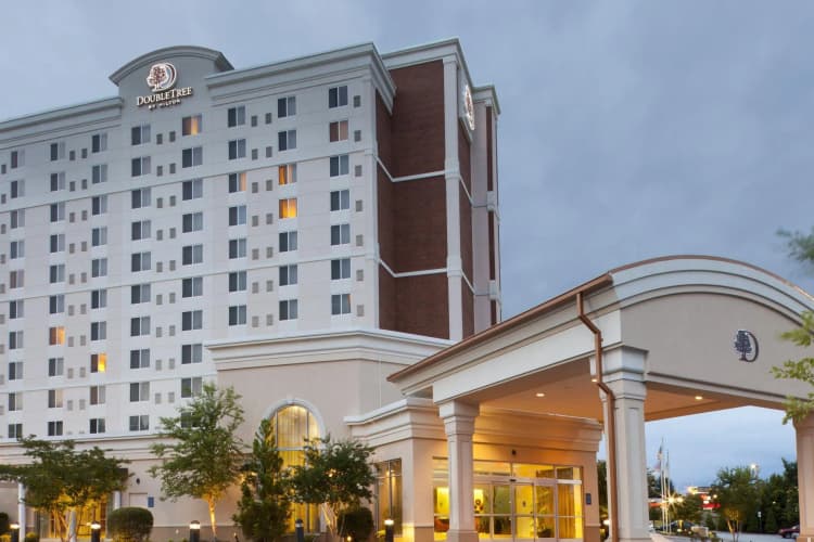 DoubleTree by Hilton Hotel Greensboro photo 2