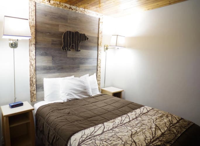 Canadas Best Value Inn & Suites photo 4