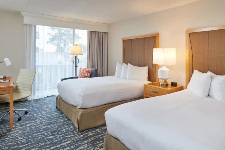DoubleTree by Hilton Hotel Berkeley Marina, photo 4