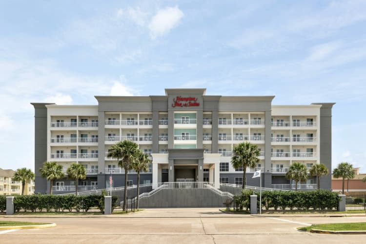Hampton Inn & Suites Galveston photo 2