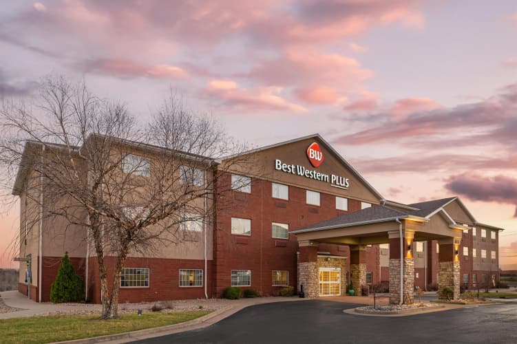 Best Western Plus Capital Inn photo 2
