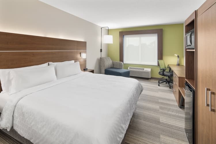 Holiday Inn Express & Suites Palm Bay photo 5