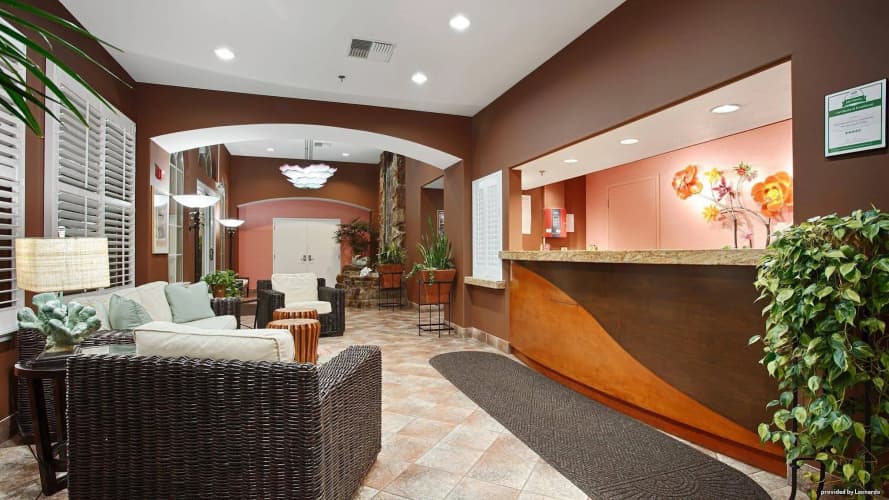 Best Western Plus Capitola By-the-Sea Inn & Suites photo 3