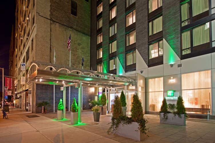 Holiday Inn Manhattan 6th Avenue - Chelsea photo 2