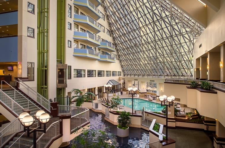 Crowne Plaza St. Louis Airport photo 2