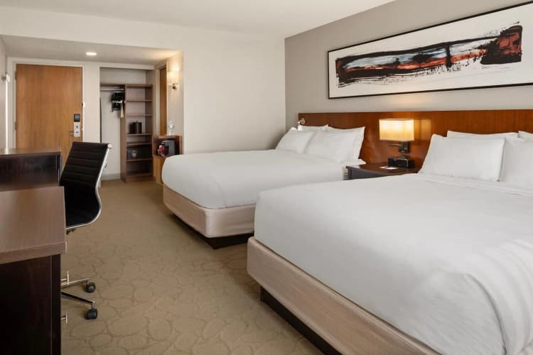 Delta Hotels Minneapolis Northeast photo 5