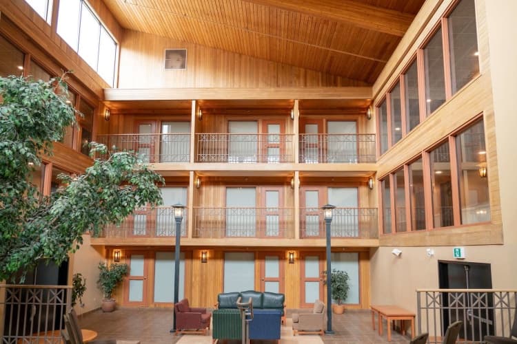 Banff Ptarmigan Inn photo 2