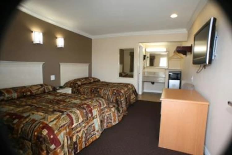 3Rd Avenue Inn photo 3