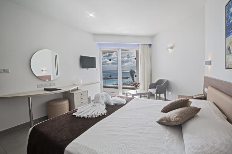 Vassos Nissi Plage Hotel photo 4