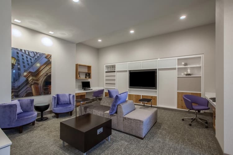 Holiday Inn Cleveland Clinic photo 4