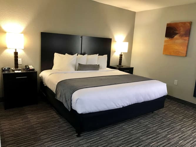Best Western Plus Jonesboro Inn & Suites photo 4
