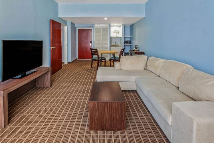 CHN Hotel Monterrey Norte, Trademark Collection by Wyndham photo 5