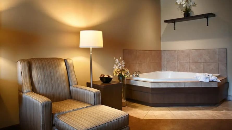 Best Western Plus Saint John Hotel & Suites photo 3