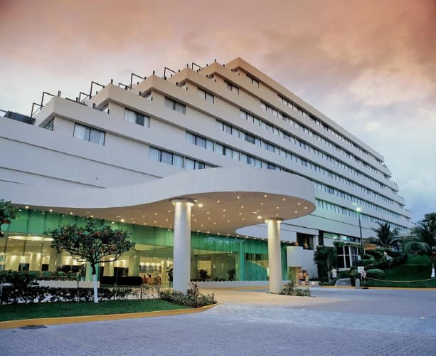 Park Royal Beach Cancun photo 2