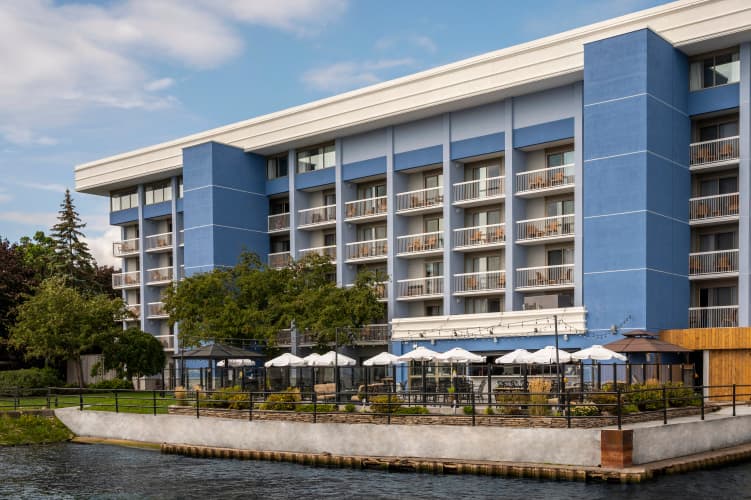 Holiday Inn Kingston-Waterfront photo 2