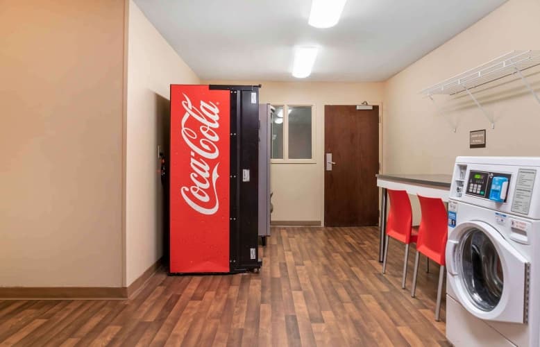 Extended Stay America - Detroit - Sterling Heights photo 5