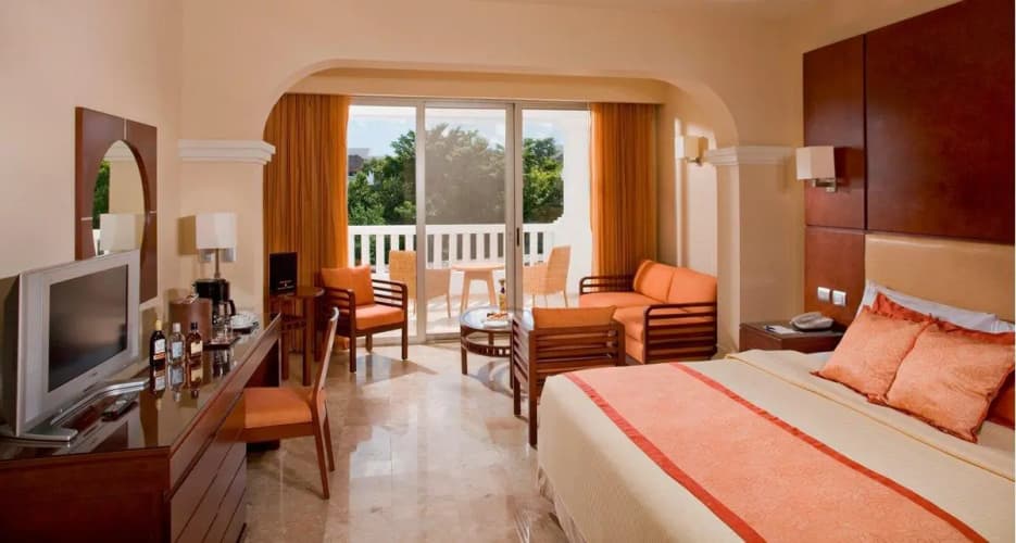 Grand Riviera Princess photo 4