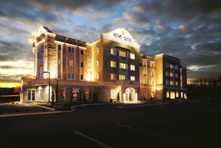 Imperia Hotel And Suites, photo 2