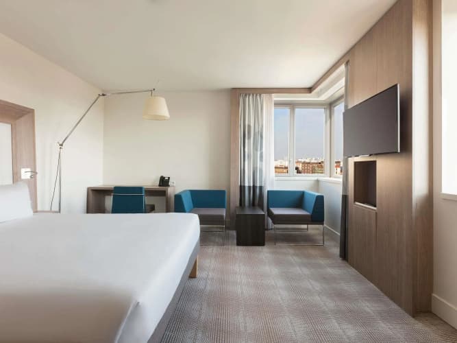 Novotel Paris Saint Denis Stade Basilique photo 3