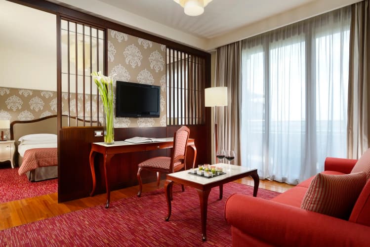 UNAHOTELS Expo Fiera Milano photo 5