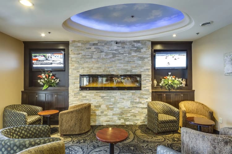 Monte Carlo Inn - Vaughan Suites, photo 3