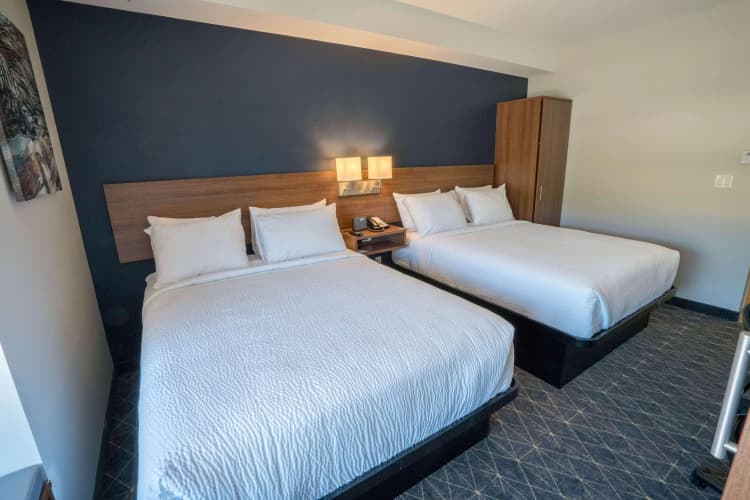 Microtel Inn & Suites By Wyndham Kelowna photo 5