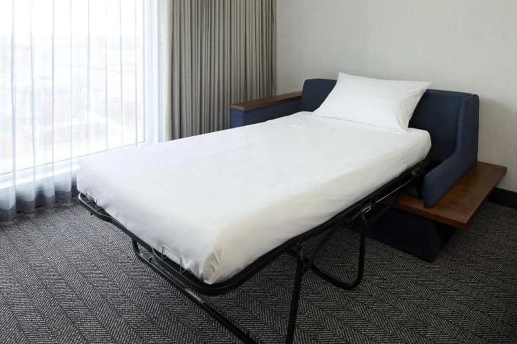 Courtyard By Marriott Montreal Laval photo 3