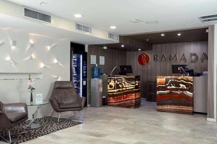 Ramada by Wyndham Panama Centro Via Argentina, photo 2