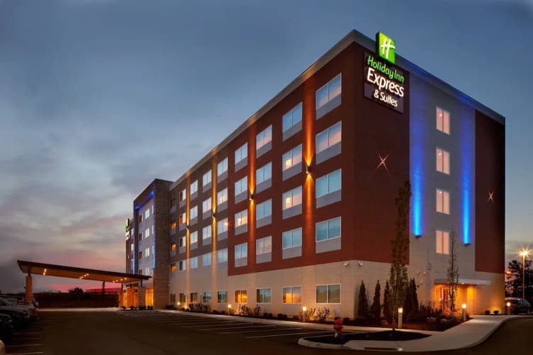 Holiday Inn Exp & Sts-Cincinnati North - Liberty W, photo 2