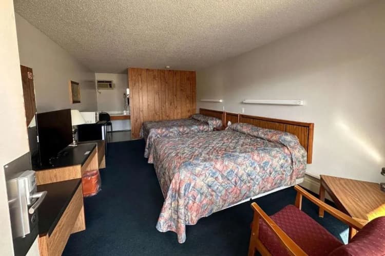 Howard Johnson By Wyndham Edson photo 2