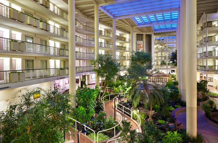 Embassy Suites by Hilton Parsippany photo 2