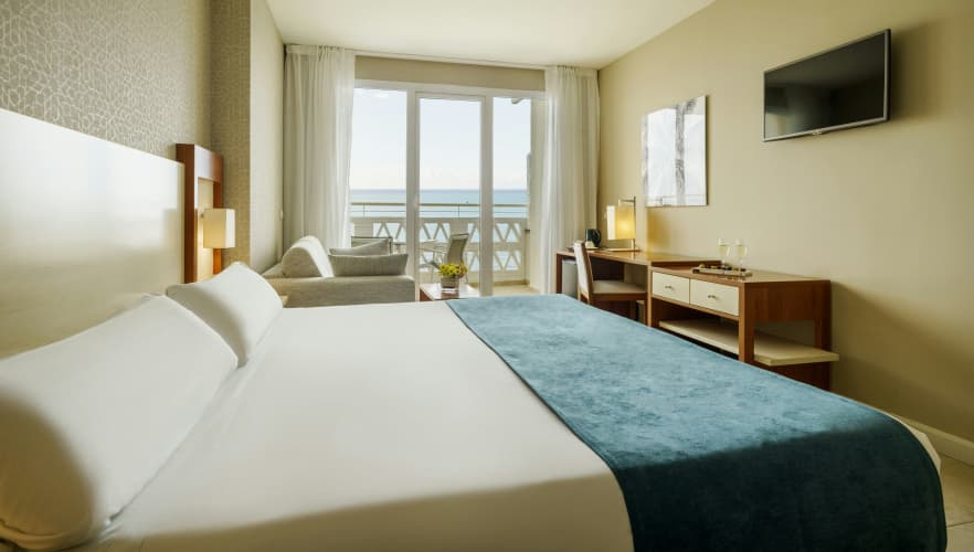 Hotel ILUNION Fuengirola photo 5