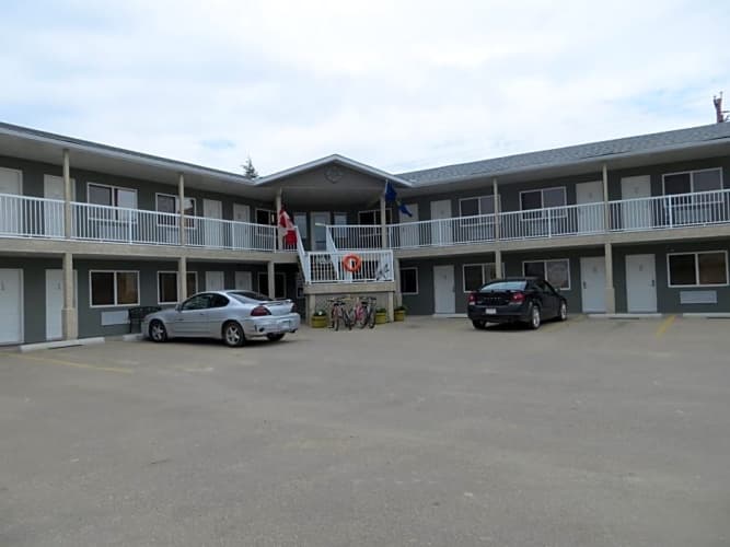 Shoreside Inn & Suites photo 1