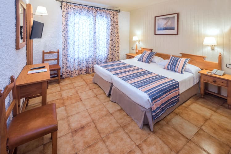 Hotel GHT Neptuno photo 4