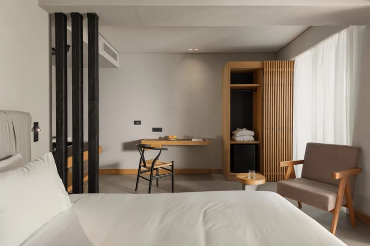 Ikones Seafront Luxury Suites Adults Only photo 5