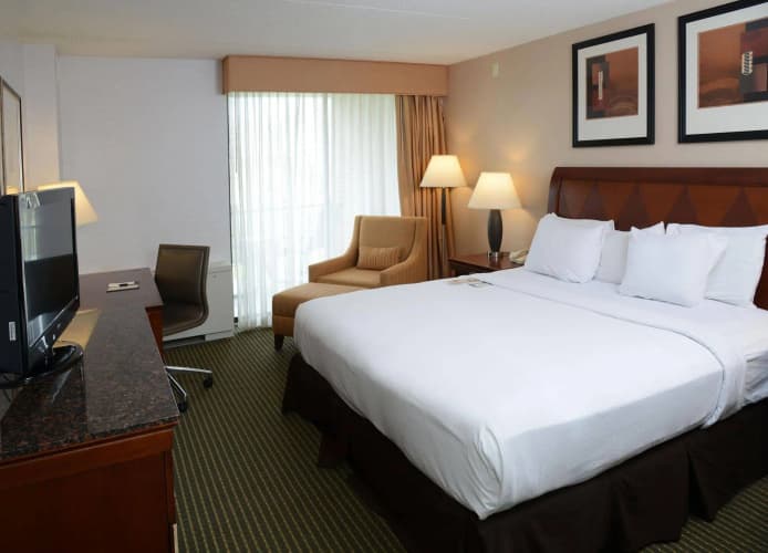 DoubleTree by Hilton Hotel Syracuse photo 5