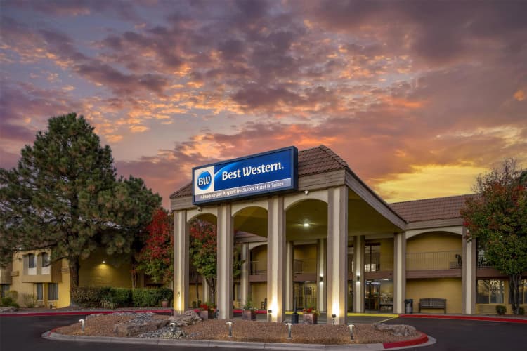 Best Western Airport Albuquerque Inn Suites Hotel & Suites photo 2