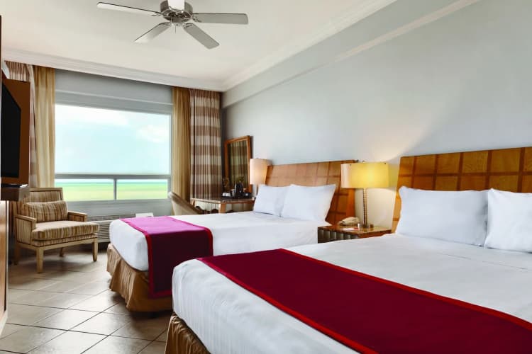 Ramada by Wyndham Princess Belize City photo 5
