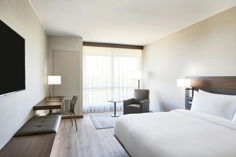 Ac Hotel By Marriott Phoenix Biltmore photo 5